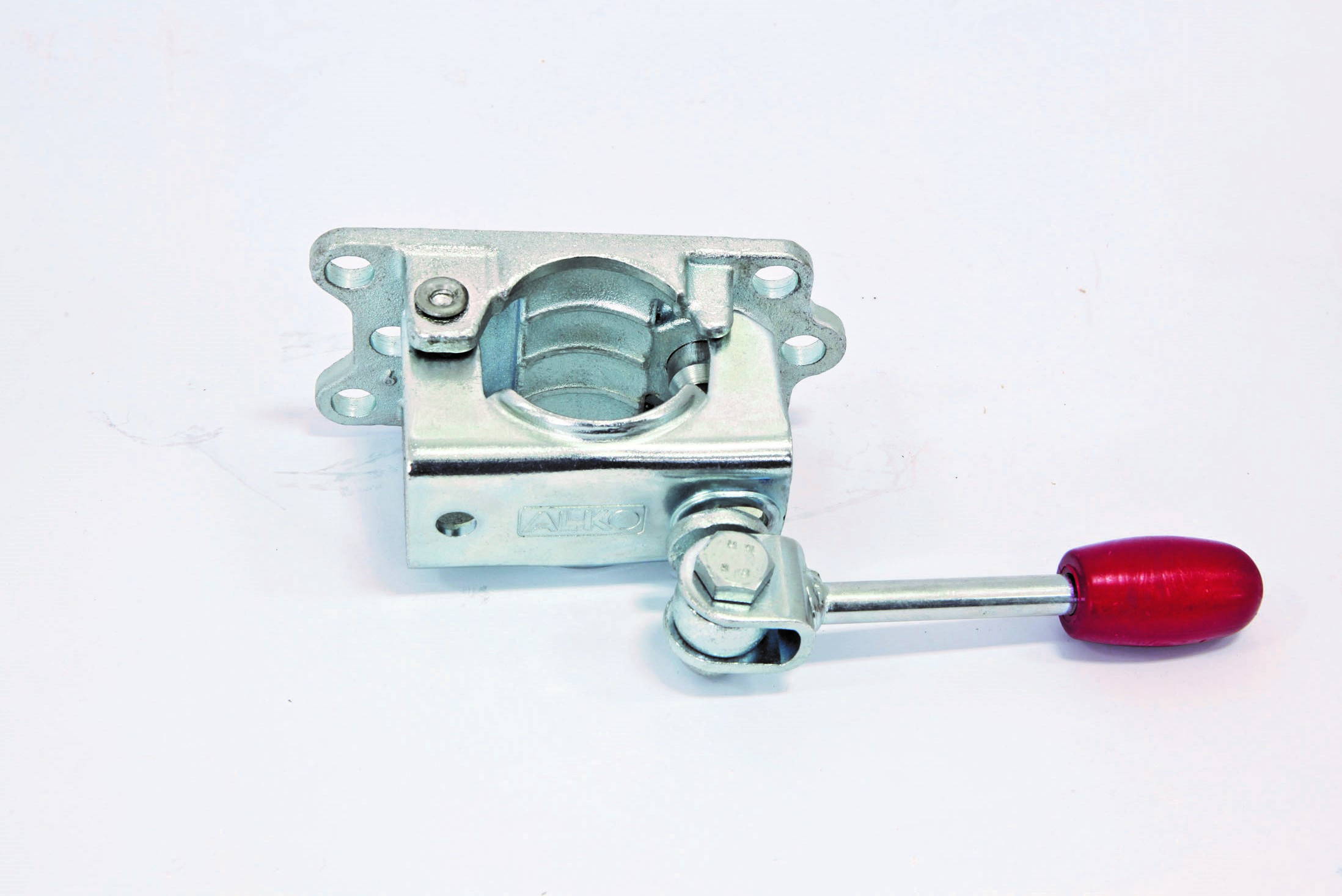 48 MM 4 DELİKLİ ÖN DESTEK TEKERİ KELEPÇESİ AL-KO